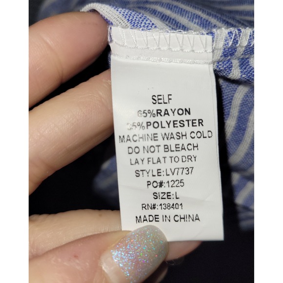 LLove Striped Embroidered Floral Top Blouse Blue White V Neck Cap Sleeve Size L - Picture 3 of 5